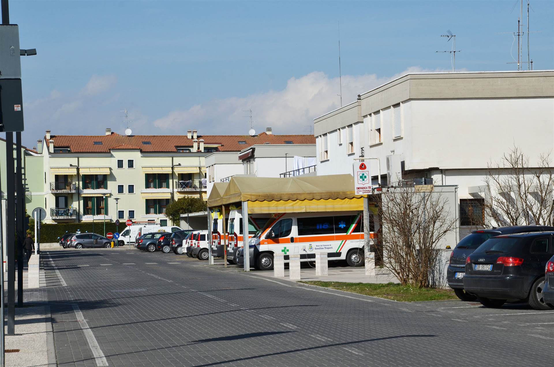 Negozio fronte via Fausta a Ca' Savio