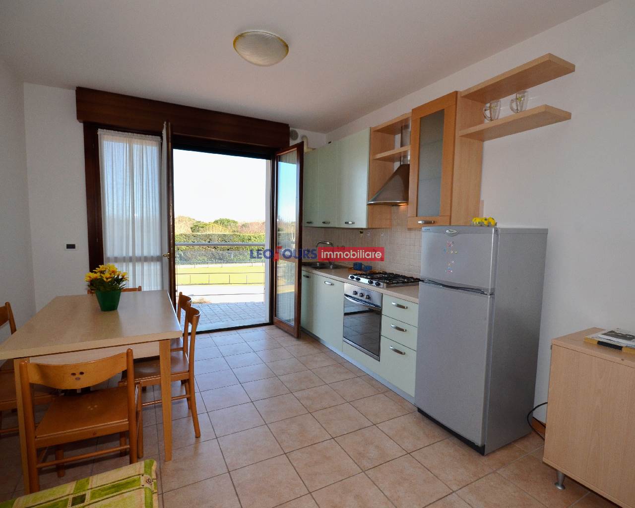 Three-room flat on the second and last floor with lift in Ca' di Valle